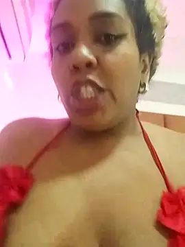 Snapshot of ELLA_KELLY chatting on 10-14-25, 11:44 ELLA KELLY online show from 10-14-25, 11:44
