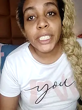 ELLA KELLY online show from 11-28-25, 12:38