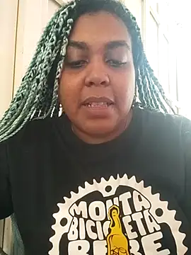 Snapshot of ELLA_KELLY chatting on 03-21-25, 11:55 ELLA KELLY online show from 03-21-25, 11:55
