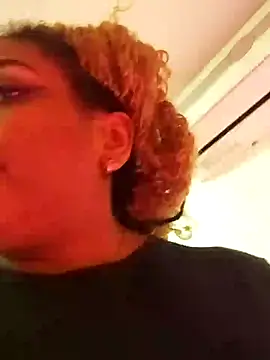 Snapshot of ELLA_KELLY chatting on 02-12-26, 11:10 ELLA KELLY online show from 02-12-26, 11:10