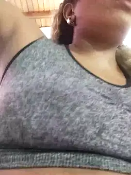 ELLA KELLY online show from 10-30-25, 12:03