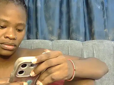 Snapshot of sweetblackbeauty001 chatting on 07-05-26, 01:07 sweetblackbeauty001 online show from 07-05-26, 01:07
