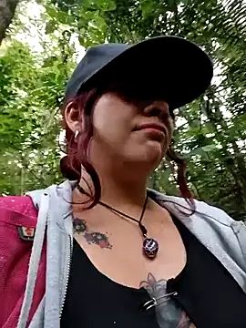 Erza escarleth online show from 11-11-25, 07:41