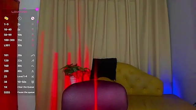 Snapshot of StarMilf chatting on 02-25-25, 03:42 StarMilf online show from 02-25-25, 03:42