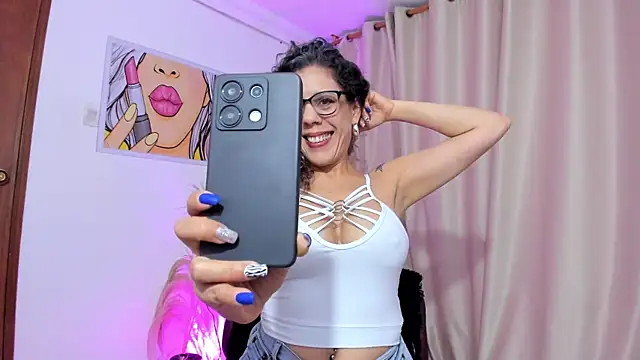 Snapshot of StarMilf chatting on 07-18-26, 12:36 StarMilf online show from 07-18-26, 12:36