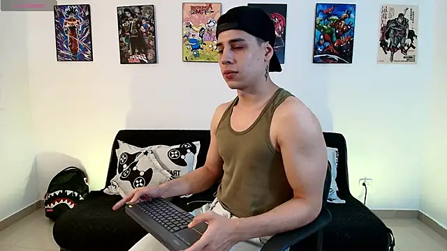 Snapshot of jonathanjoestar_ chatting on 04-21-26, 01:42 jonathanjoestar online show from 04-21-26, 01:42