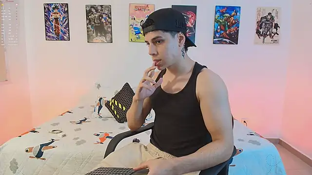 jonathanjoestar  online show from 04-09-26, 09:32