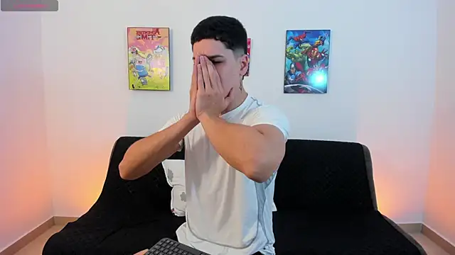 jonathanjoestar  online show from 09-20-25, 09:42