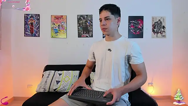 jonathanjoestar  online show from 12-20-25, 01:03