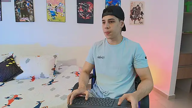 jonathanjoestar  online show from 04-08-26, 08:54