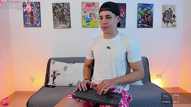 jonathanjoestar  online show from 01-09-26, 09:33