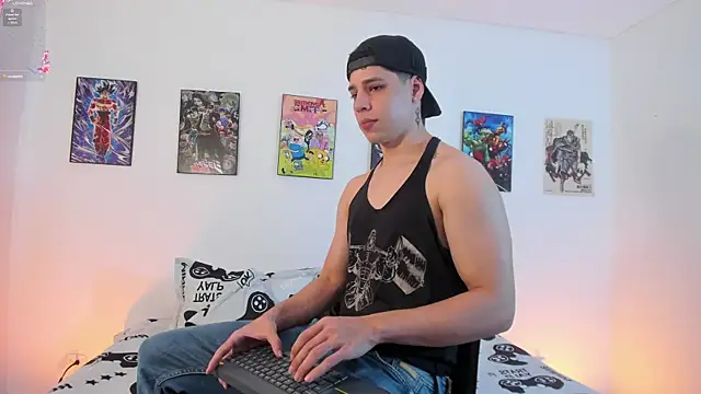 jonathanjoestar  online show from 04-04-26, 09:54