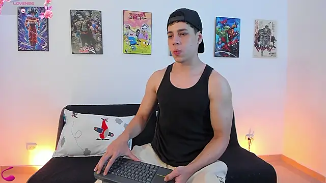 jonathanjoestar  online show from 02-04-26, 09:43