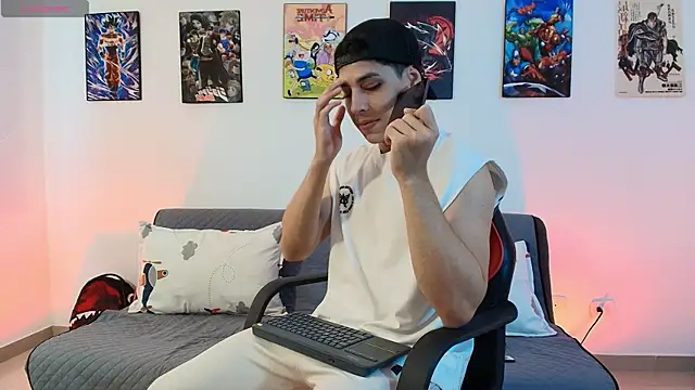 jonathanjoestar  online show from 04-12-26, 08:12