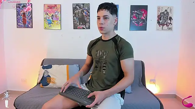 jonathanjoestar  online show from 11-12-25, 09:07