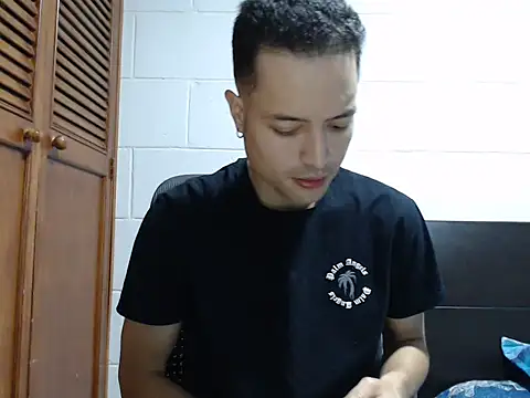 dimitriquiet05 online show from 02-13-26, 06:24