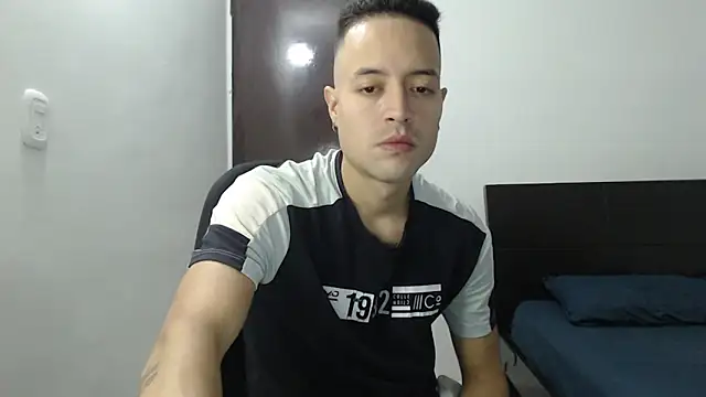 dimitriquiet05 online show from 12-22-24, 07:11