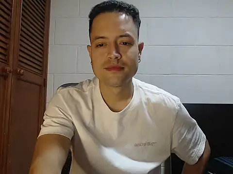 dimitriquiet05 online show from 04-08-26, 03:41