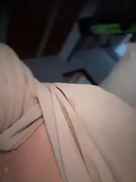 lalilamassu1 online show from 02-22-26, 03:24