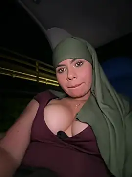 lalilamassu1 online show from 02-15-26, 01:06