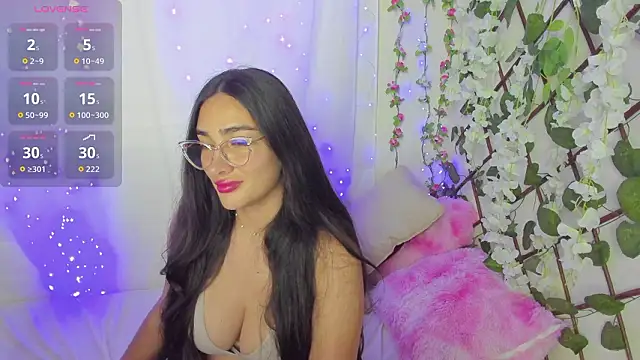 Snapshot of zara41 chatting on 02-27-26, 05:46 zara41 online show from 02-27-26, 05:46