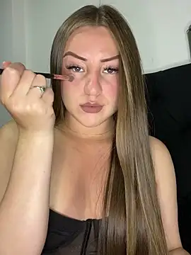 cheryl cc online show from 11-08-25, 01:20