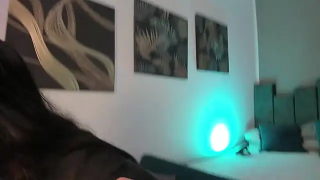 Kathia Morelli online show from 10-02-25, 11:46