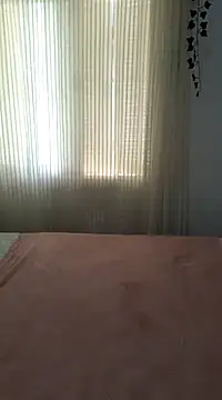 Snapshot of HelliRosa chatting on 01-07-25, 04:48 HelliRosa online show from 01-07-25, 04:48