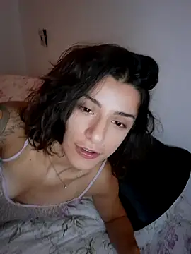 Snapshot of HelliRosa chatting on 02-15-25, 11:36 HelliRosa online show from 02-15-25, 11:36