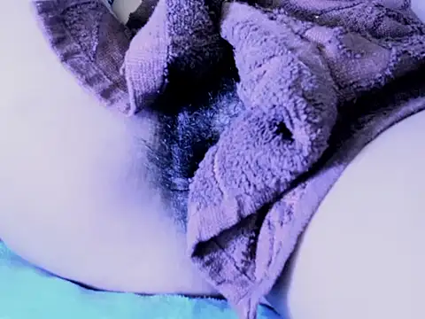 kuromi69 online show from 02-10-26, 05:28