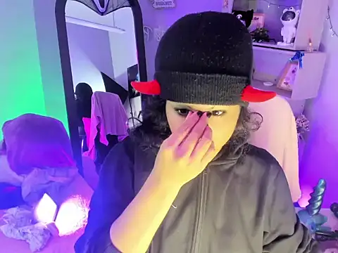 kuromi69 online show from 03-28-26, 04:57