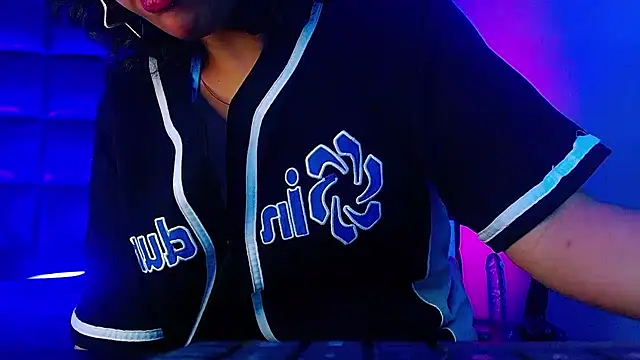 kuromi69 online show from 03-11-25, 10:51