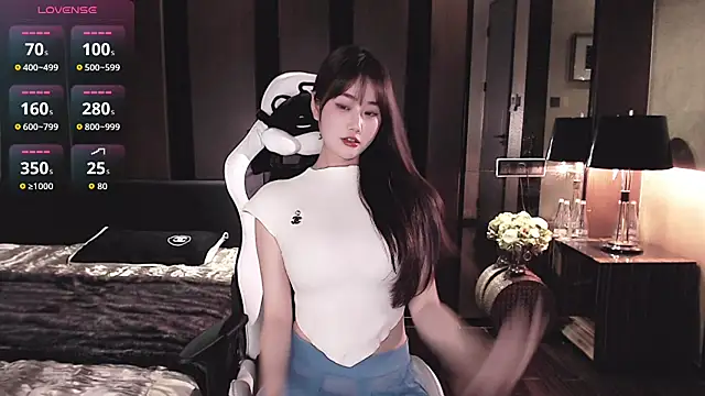 Snapshot of Cartier-__Daji- chatting on 07-03-26, 07:04 Cartier- Daji- online show from 07-03-26, 07:04