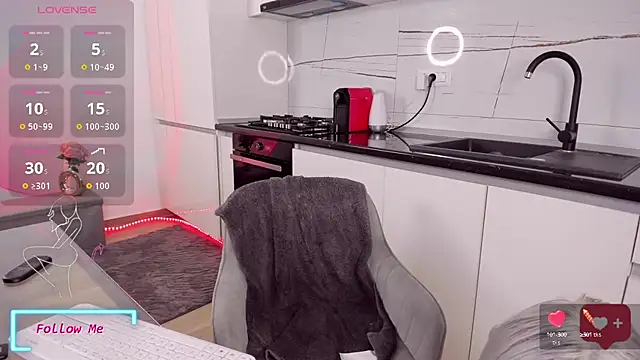 CelyneMay online show from 09-10-25, 02:16