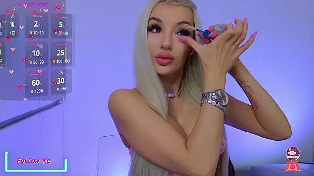 Snapshot of CelyneMay chatting on 02-23-26, 04:07 CelyneMay online show from 02-23-26, 04:07