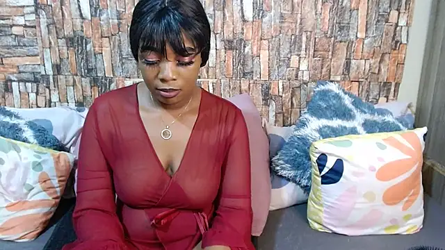 Snapshot of Foxy_African chatting on 05-19-26, 02:51 Foxy African online show from 05-19-26, 02:51