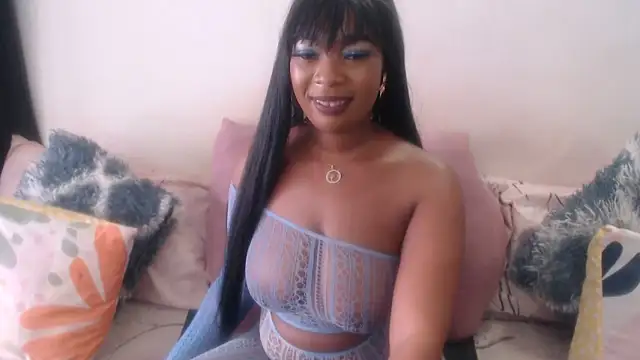 Snapshot of Foxy_African chatting on 05-25-26, 08:24 Foxy African online show from 05-25-26, 08:24