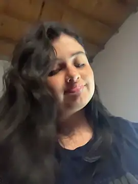 Stephania 18 online show from 11-12-25, 06:56