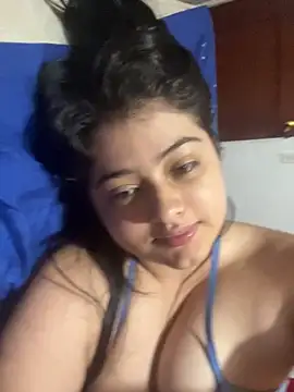 Stephania 18 online show from 02-17-25, 03:58