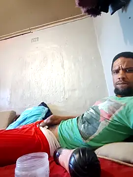 Snapshot of Tigermanboy chatting on 10-08-25, 05:20 Tigermanboy online show from 10-08-25, 05:20