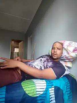 Snapshot of Tigermanboy chatting on 12-13-24, 11:23 Tigermanboy online show from 12-13-24, 11:23