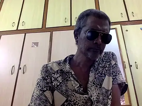 Lookin4Kinky Partner online show from 12-05-25, 08:02