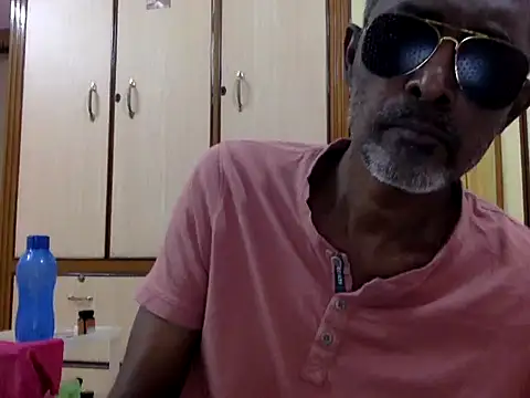 Lookin4Kinky Partner online show from 01-14-26, 03:15