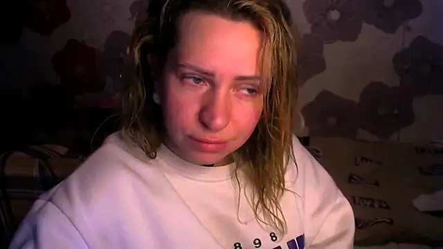 Queen Daenerys online show from 03-05-26, 02:02