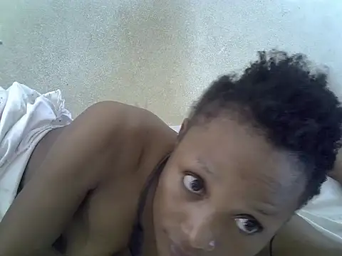 SpicyPetite online show from 12-16-25, 11:47