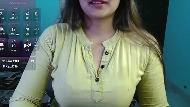Snapshot of Jass-Karan chatting on 10-15-25, 08:06 Jass-Karan online show from 10-15-25, 08:06