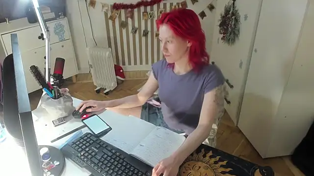 Silly  Milly online show from 12-18-25, 07:18