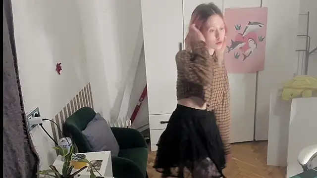Silly  Milly online show from 05-25-26, 01:05