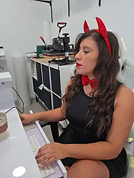 GatitaXD27 online show from 11-01-25, 10:31