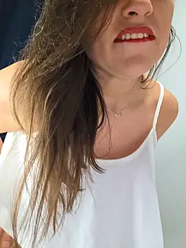 GatitaXD27 online show from 01-31-26, 07:45